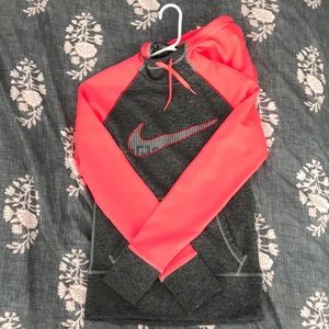 Nike Therma-Fit Sweatshirt